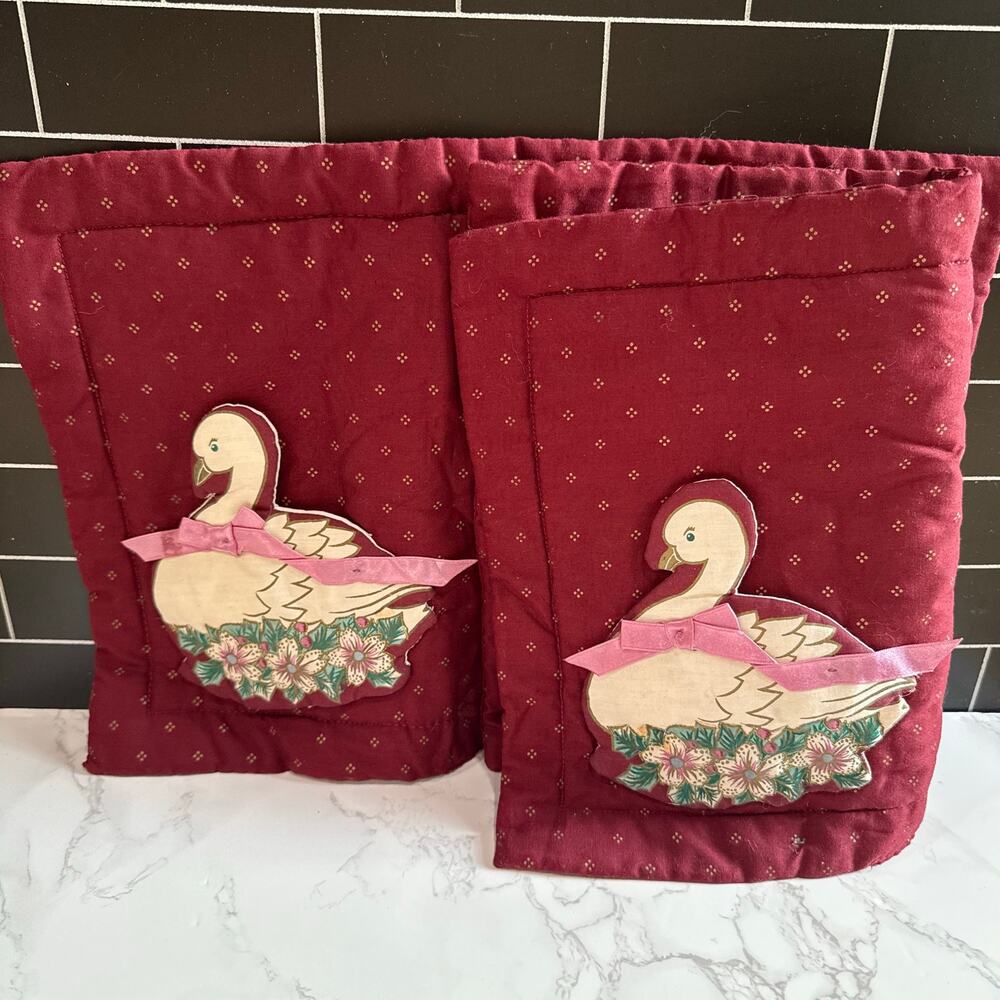 Vintage Country Goose Quilted Placemats Burgundy Calico Pair